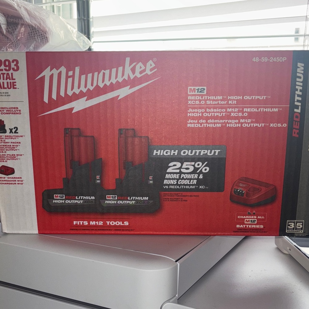 Milwaukee M12 REDLITHIUM High Output XC5.0 Starter Kit - Red